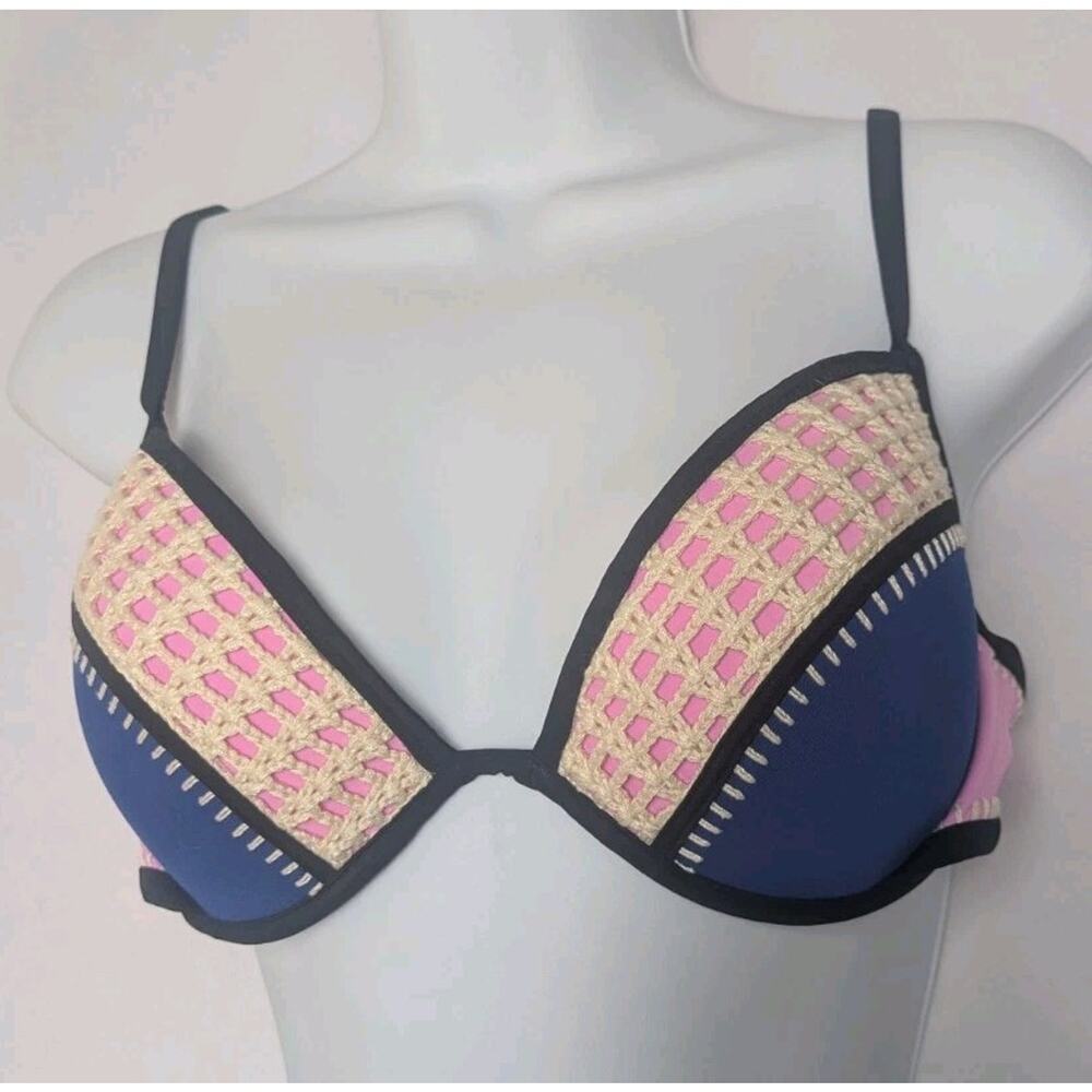 VS Victorias Secret Swim Fabulous Flirt Crochet Bikini Blue Pink Patchwork 34D